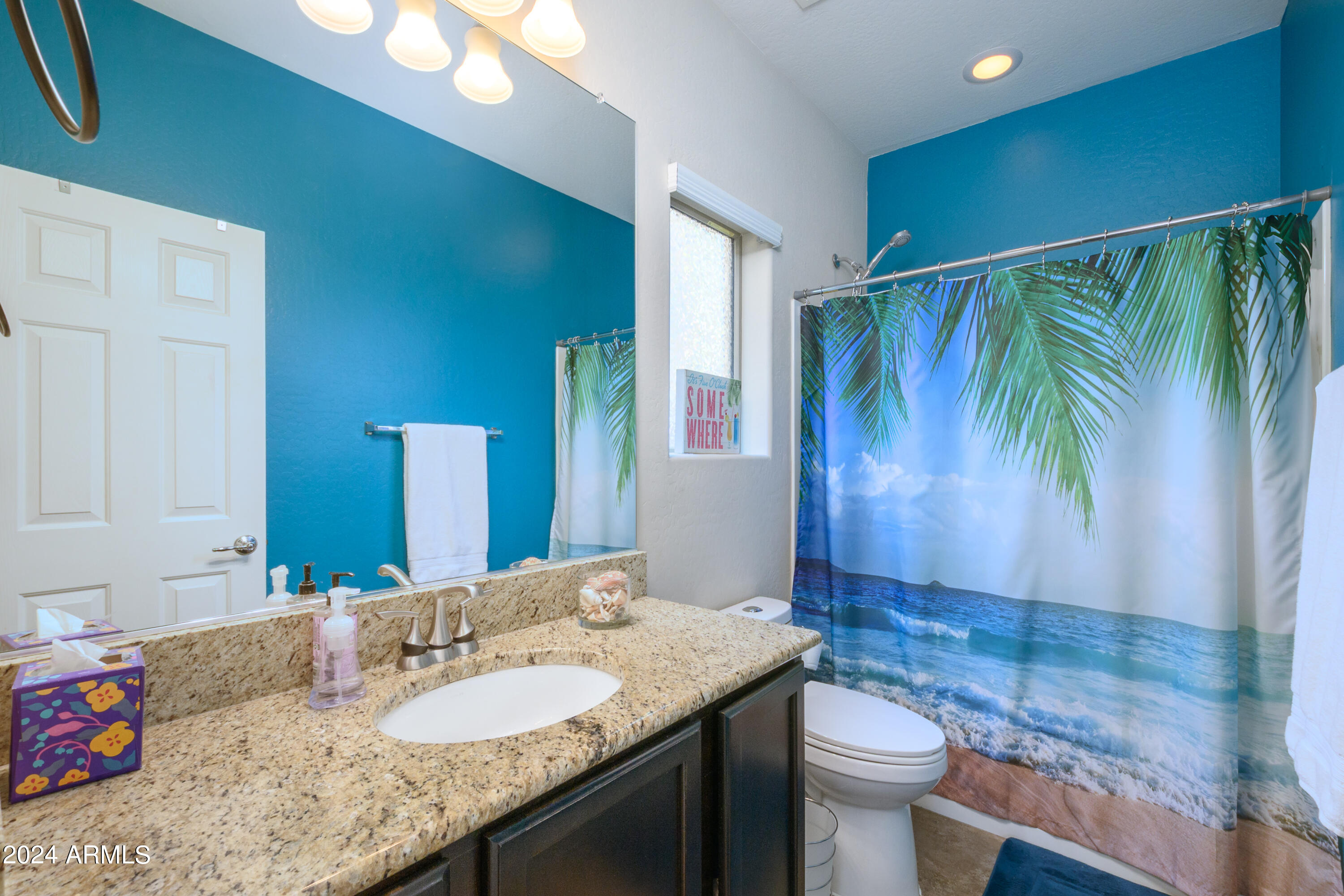 5422 West Parsons Road Phoenix, AZ 85083 - Photo 16 of 33 Main bath
