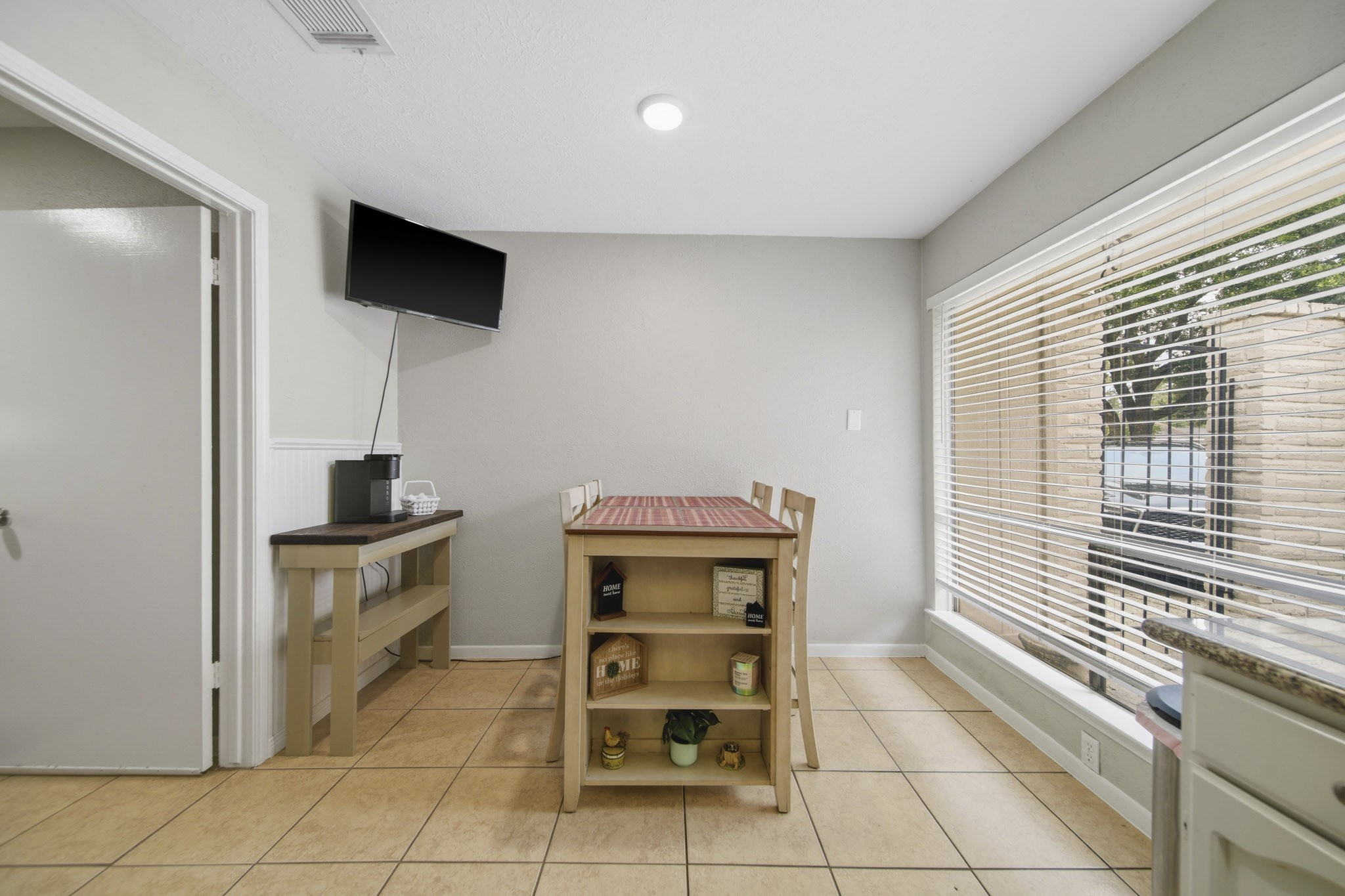 25402 Pepper Ridge Lane Spring, TX 77373 - Photo 9 of 34 Breakfast Nook