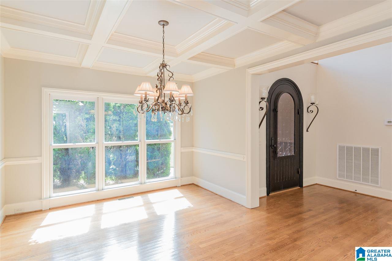 901 Trinity Court Birmingham, AL 35242 - Photo 3 of 44