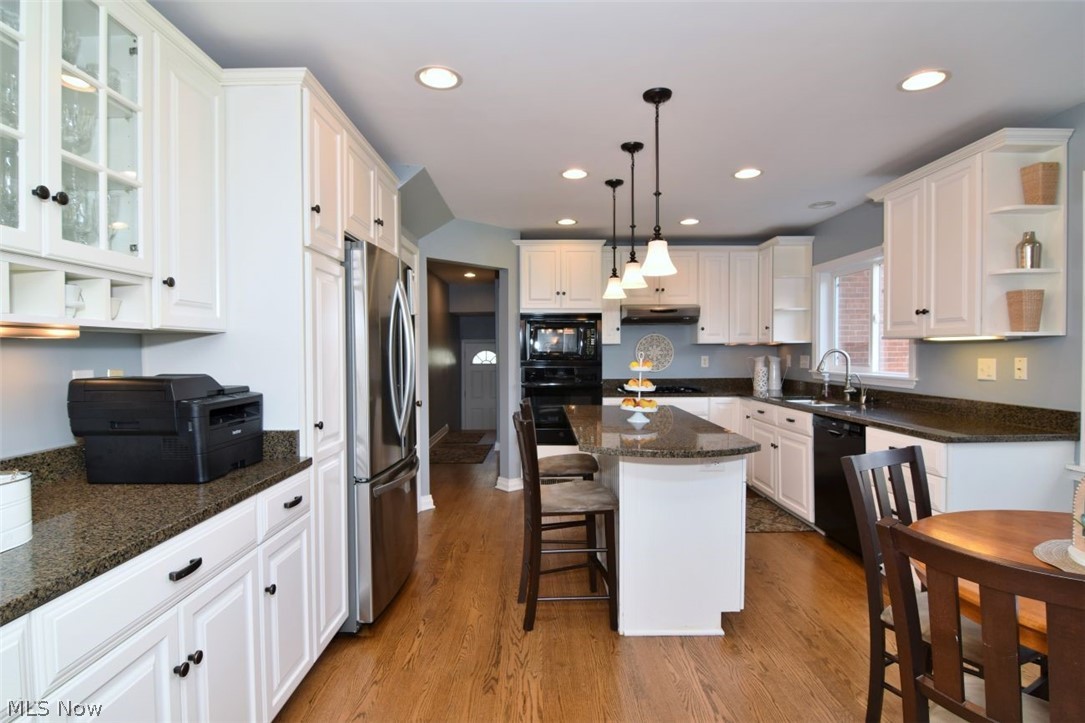 20815 Colby Road Shaker Heights, OH 44122 - Photo 9 of 25 Eat in kitchen