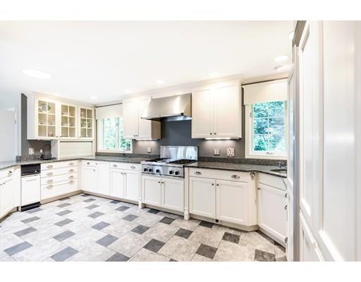 8 Cedar Road Andover, MA 01810 - Photo 6 of 25 Gallery Image 6