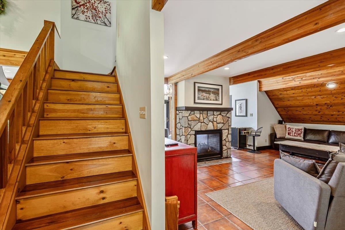 474 Hollow View Road Stowe, VT 05672 - Photo 11 of 45