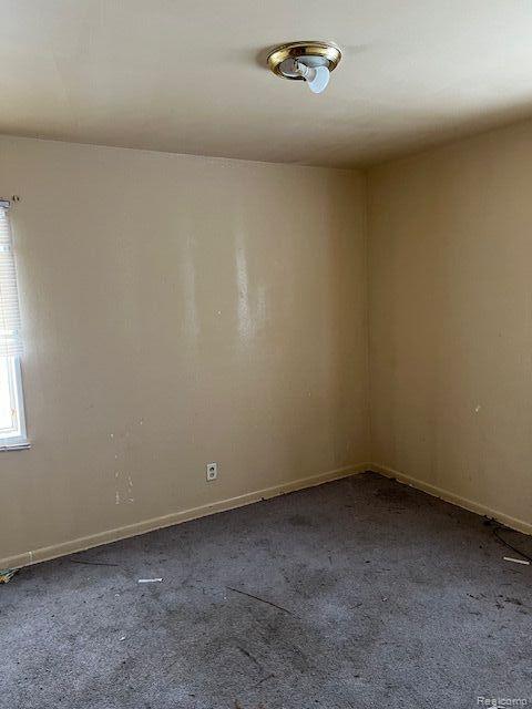 11651-5 Evergreen Road Detroit, MI 48228 - Photo 6 of 12