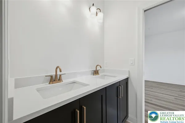 $1,059,400 | 3239 Michaels School Road, Unit 8, Nazareth, PA 18064