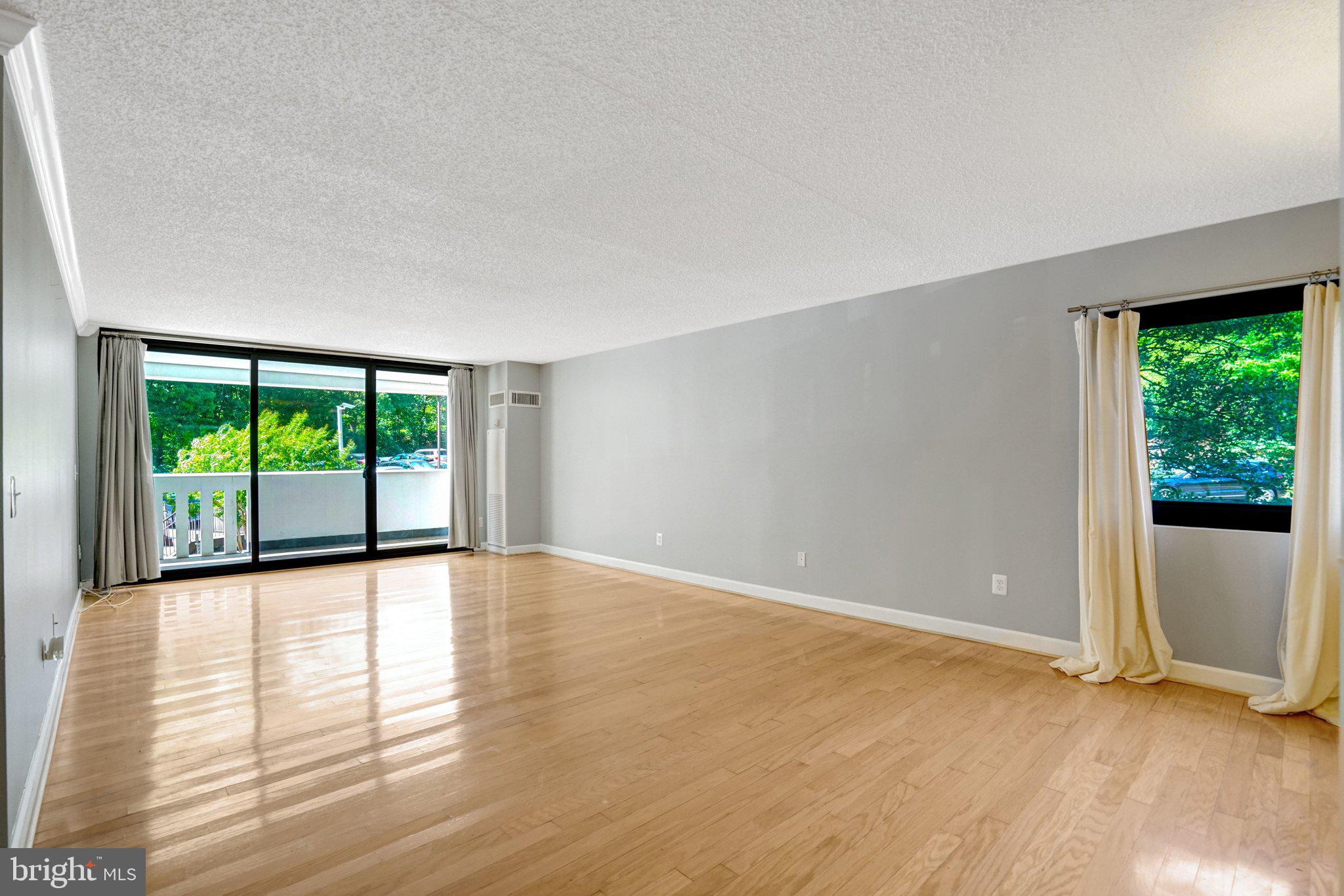 6101 Edsall Road, Unit 302 Alexandria, VA 22304 - Photo 3 of 54