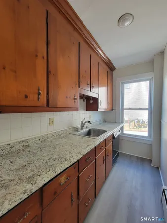 $1,700 | 21 Lewiston Avenue, Unit 1, Windham, CT 06226