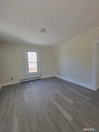 $1,700 | 21 Lewiston Avenue, Unit 1, Windham, CT 06226