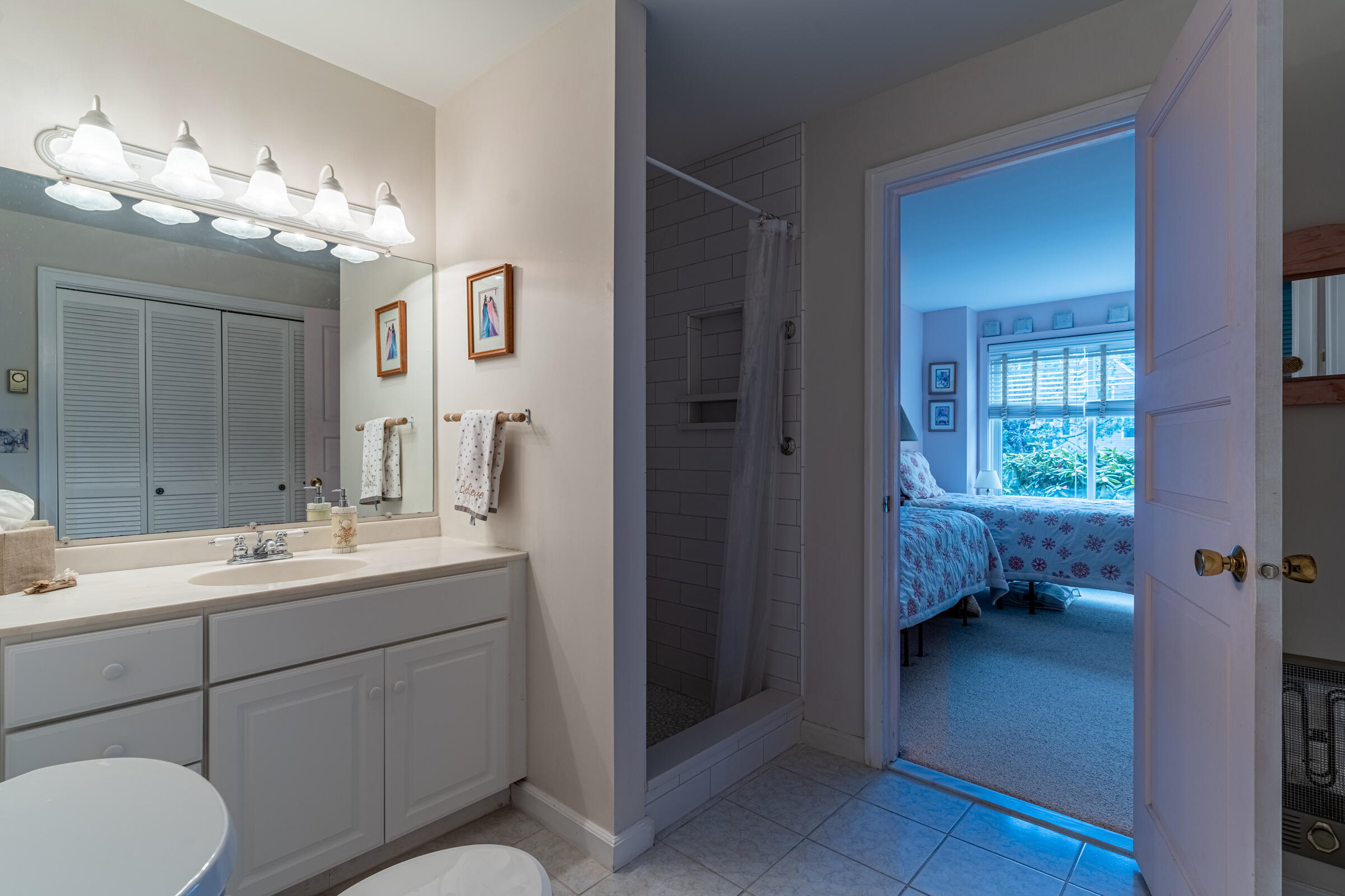 241 Sea Road, Unit 11 Kennebunk, ME 04043 - Photo 14 of 44 241 Sea Road (MLS)-21