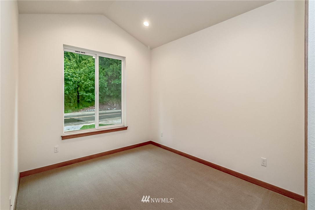 2624 Callow Road, Unit A Lake Stevens, WA 98258 - Photo 6 of 22 an empty room with a window