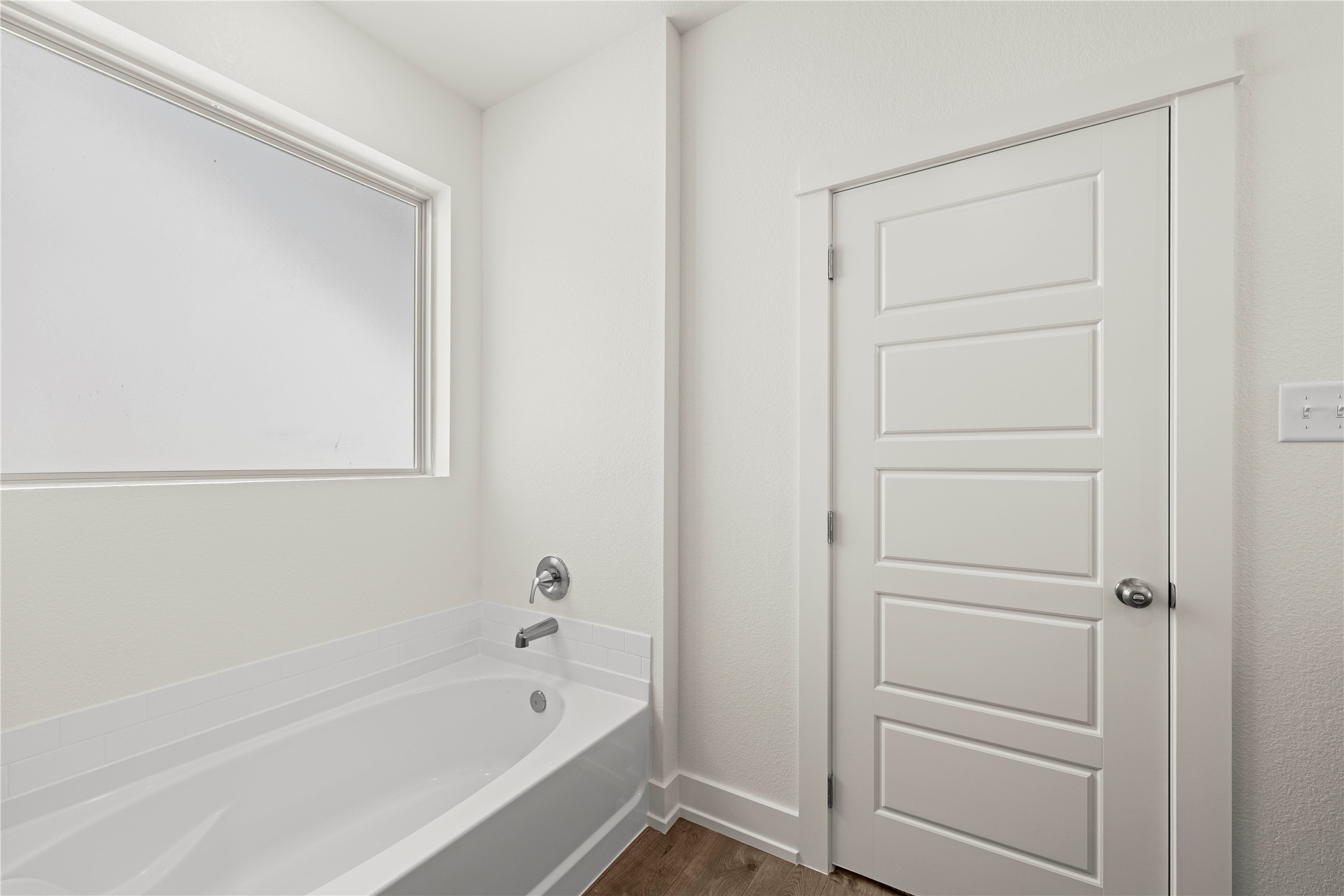 540 Gus Loop Georgetown, TX 78626 - Photo 21 of 36 Please Note: These interior photos are not of the actual home but are of a completed one with a similar floor plan. Finishes, features, and layouts may vary.