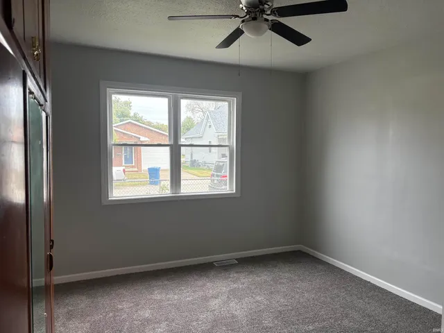 $149,900 | 1203 Ritterskamp Avenue, Vincennes, IN 47591