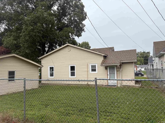 $149,900 | 1203 Ritterskamp Avenue, Vincennes, IN 47591