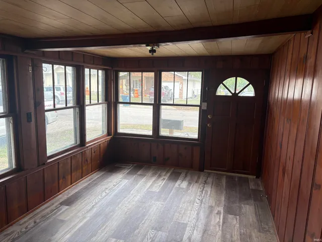 $149,900 | 1203 Ritterskamp Avenue, Vincennes, IN 47591