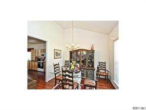 905 Clearbrook Road Matthews, NC 28105 - Photo 4 of 11 Gallery Image 4