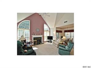 905 Clearbrook Road Matthews, NC 28105 - Photo 7 of 11 Gallery Image 7