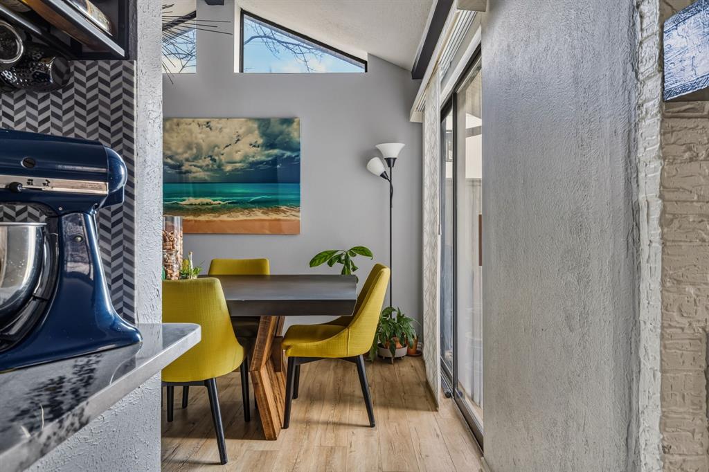 705 Via Miramonte Mesquite, TX 75150 - Photo 10 of 28 a balcony view with a table and chairs