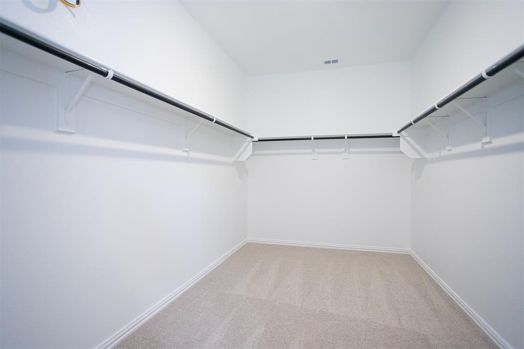 404 Castle Road Sherman, TX 75092 - Photo 12 of 25 a view of a room