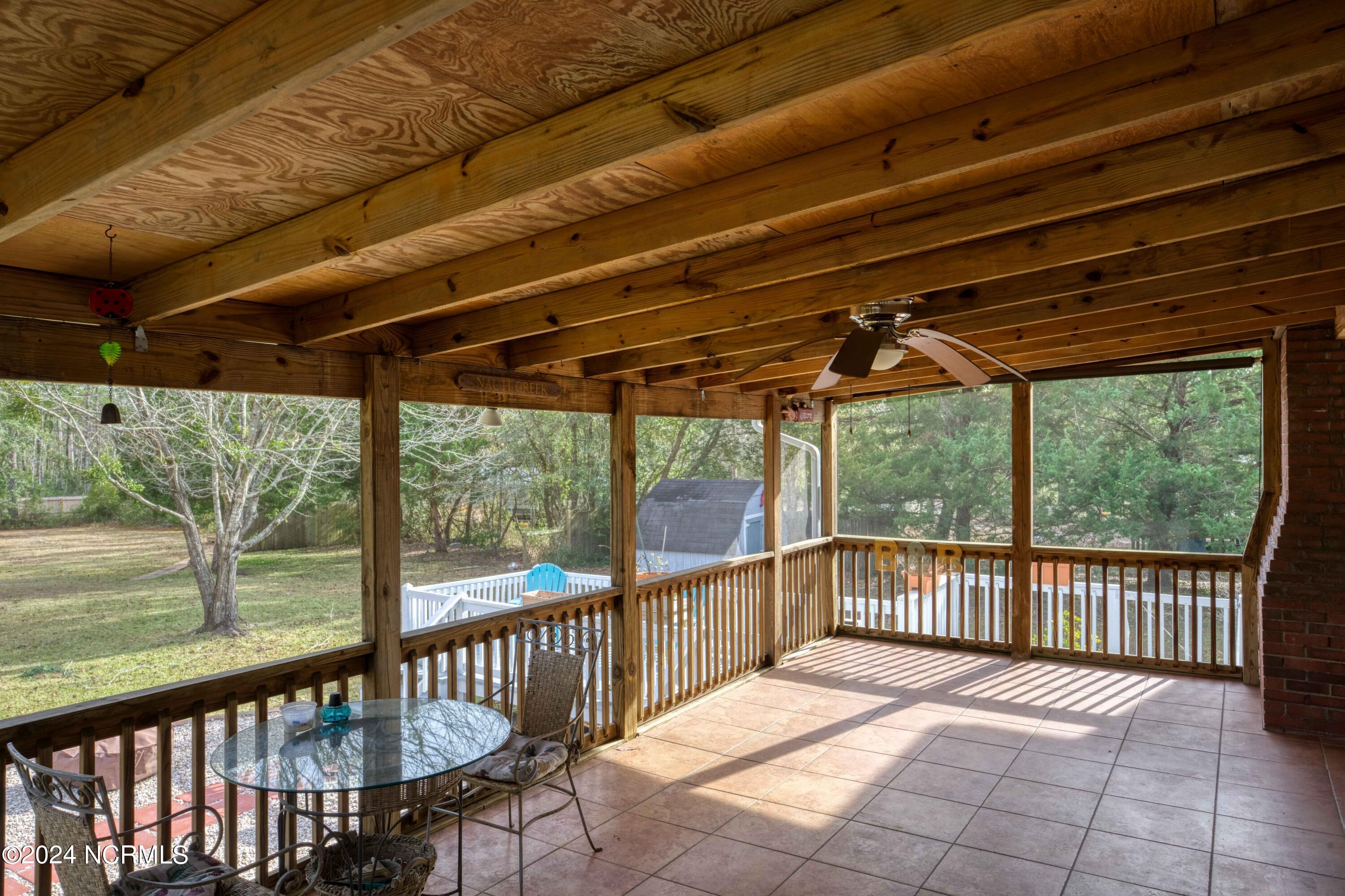814 East Ocean Road Holly Ridge, NC 28445 - Photo 44 of 61 814 E Ocean - Interiors_45