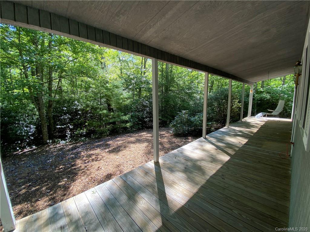 265 Pine Tree Road Spruce Pine, NC 28777 - Photo 3 of 19 Gallery Image 3