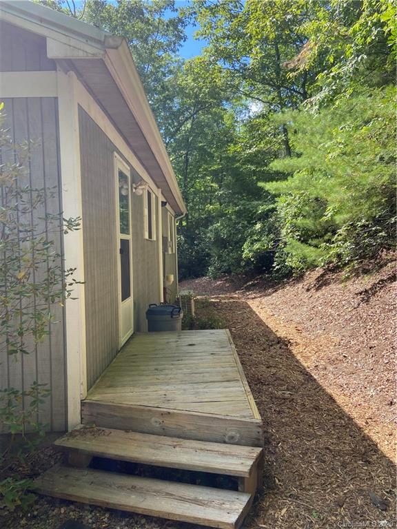 265 Pine Tree Road Spruce Pine, NC 28777 - Photo 6 of 19 Gallery Image 6