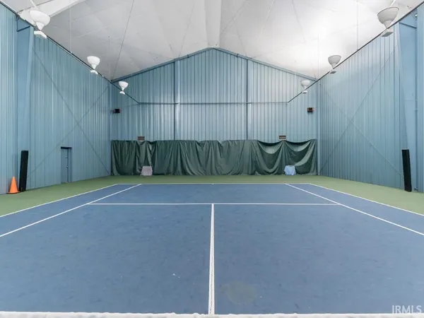 $499,000 | 2818 1/2 Reed Road, Fort Wayne, IN 46815