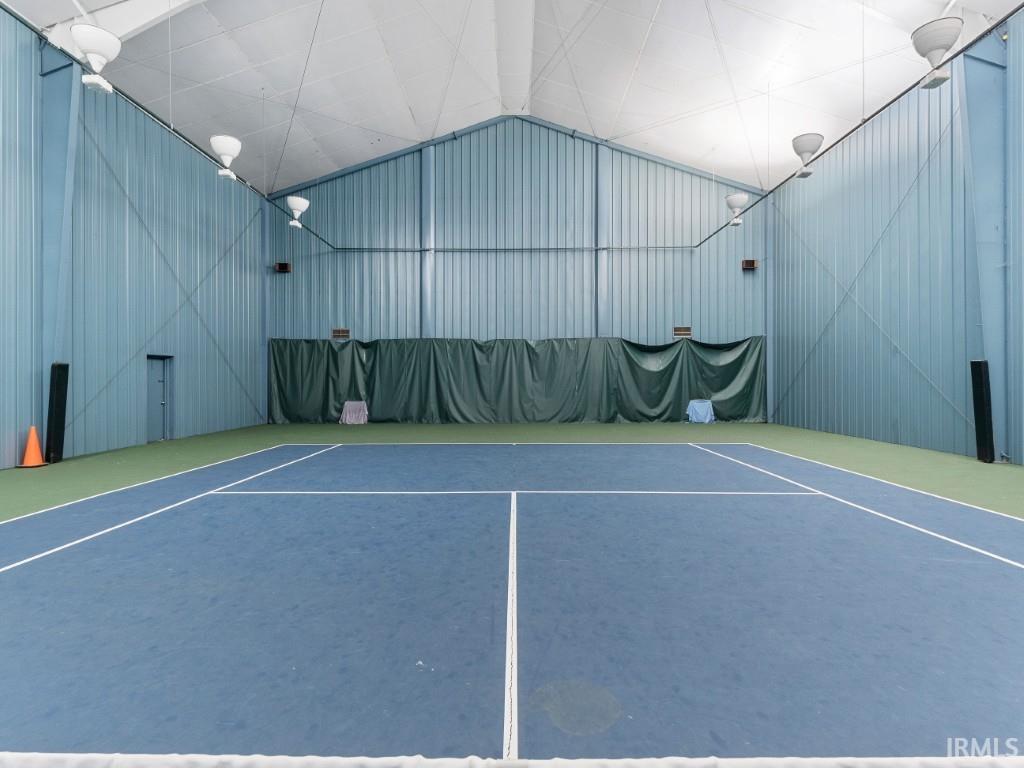 2818 1/2 Reed Road Fort Wayne, IN 46815 - Photo 11 of 33