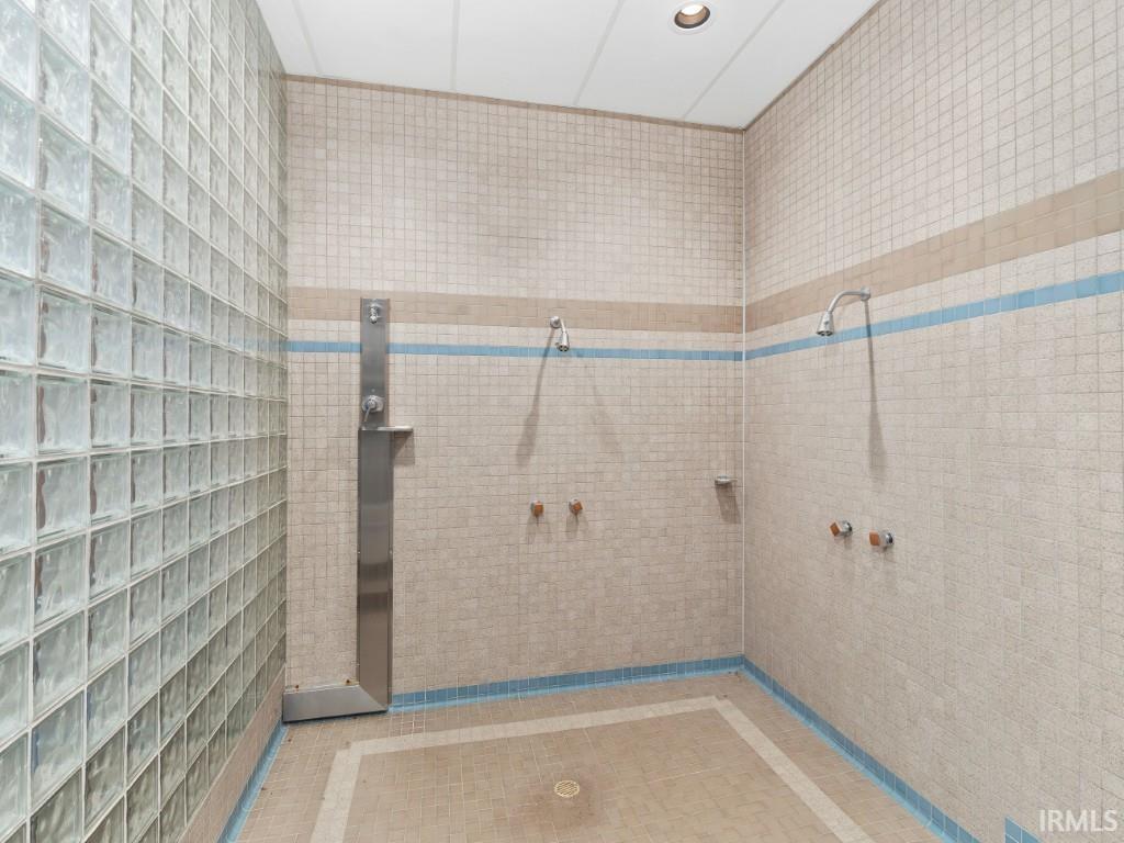 2818 1/2 Reed Road Fort Wayne, IN 46815 - Photo 31 of 33