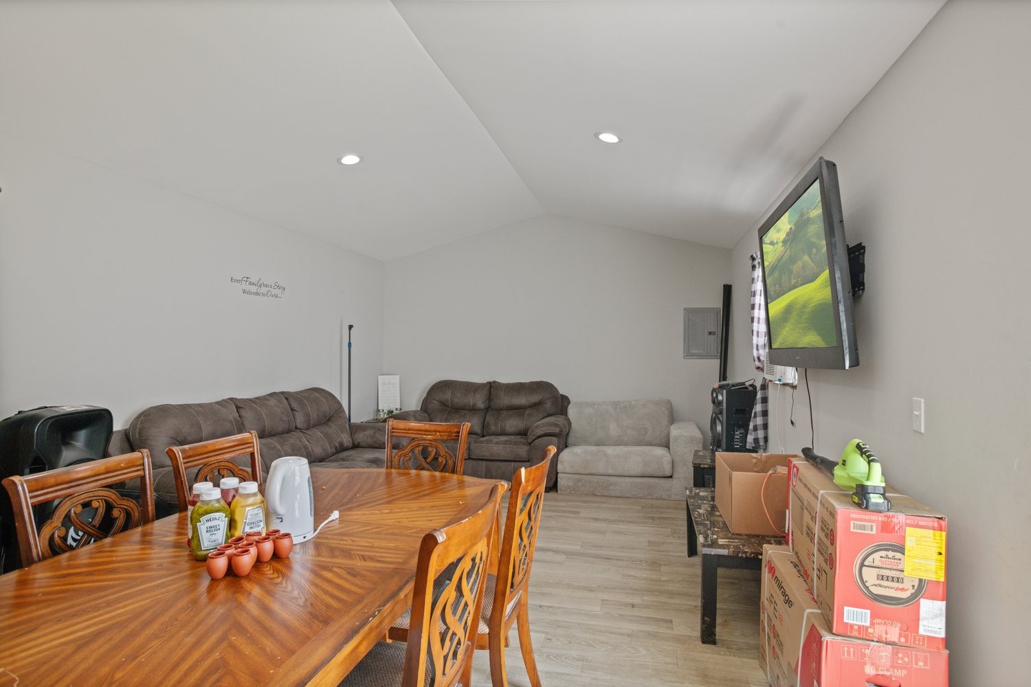 1671 Bell Road Watertown, TN 37184 - Photo 7 of 31 a living room with furniture and a flat screen tv