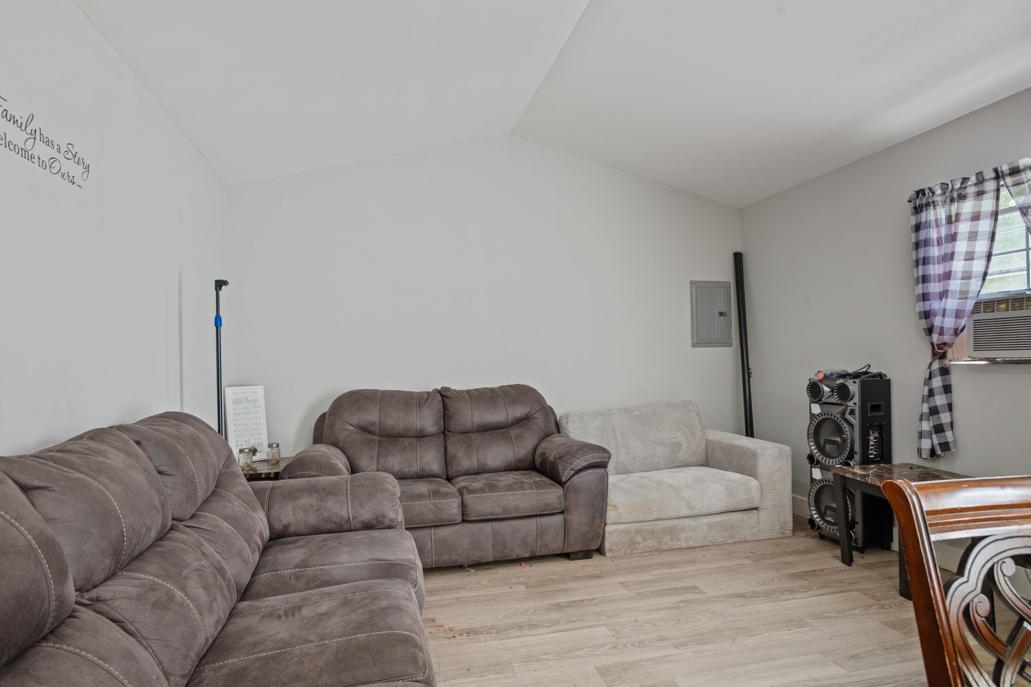1671 Bell Road Watertown, TN 37184 - Photo 8 of 31 a living room with furniture a couch and a flat screen tv