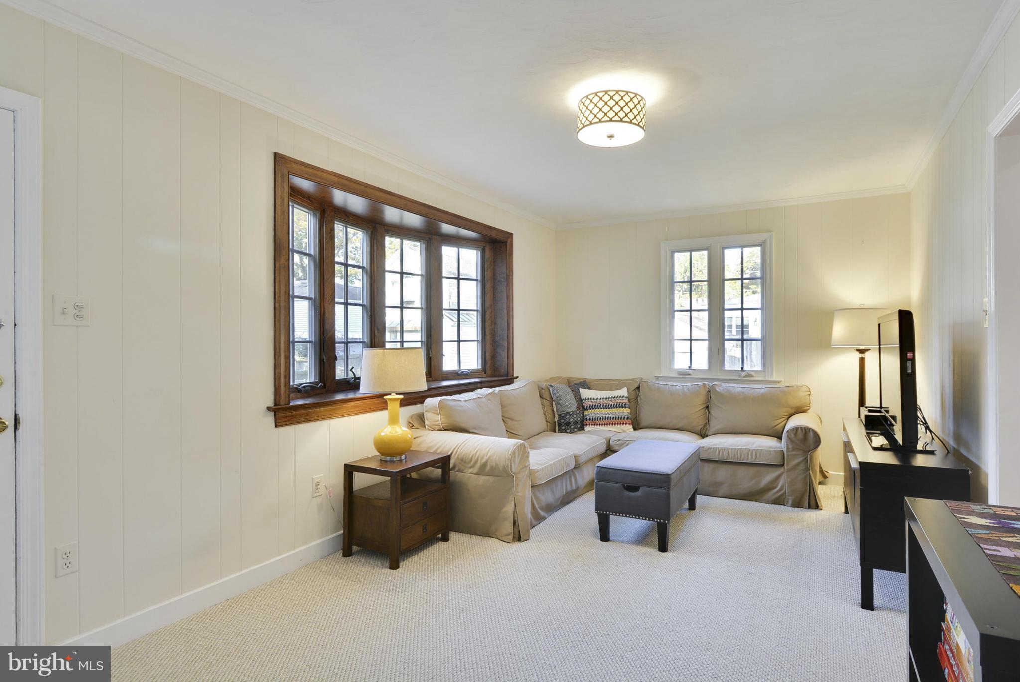 4920 Redford Road Bethesda, MD 20816 - Photo 11 of 27 Family Room