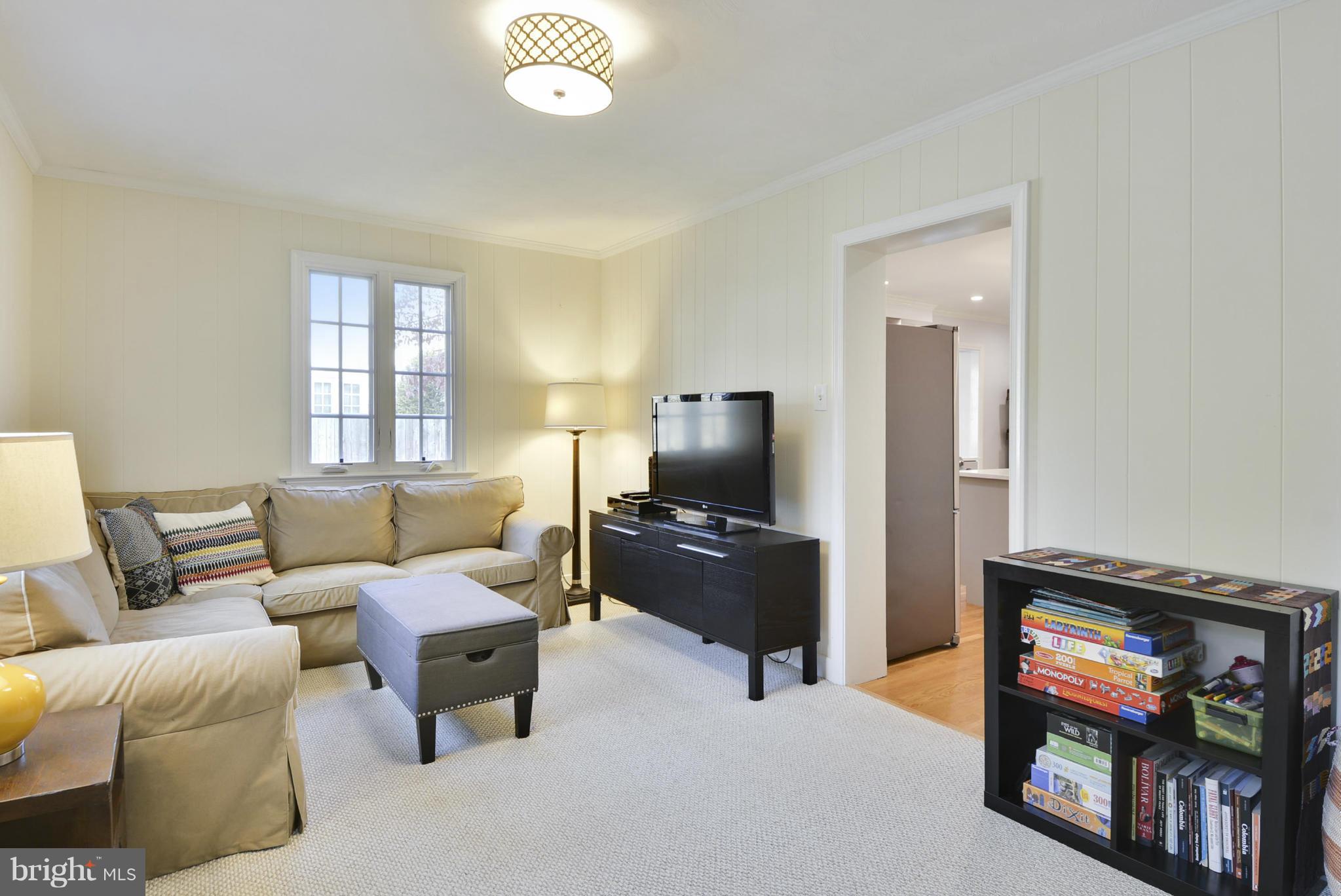 4920 Redford Road Bethesda, MD 20816 - Photo 12 of 27 Family Room