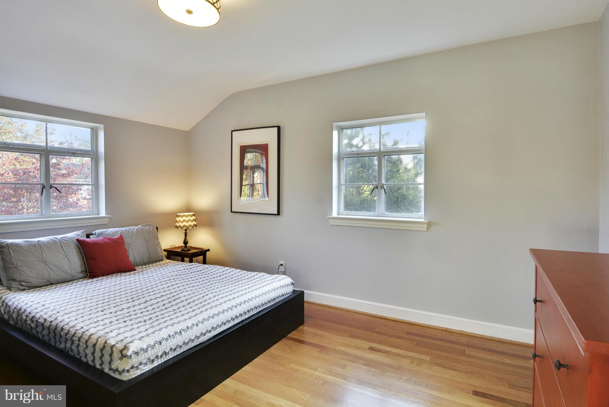 4920 Redford Road Bethesda, MD 20816 - Photo 15 of 27 Bedroom (Master)