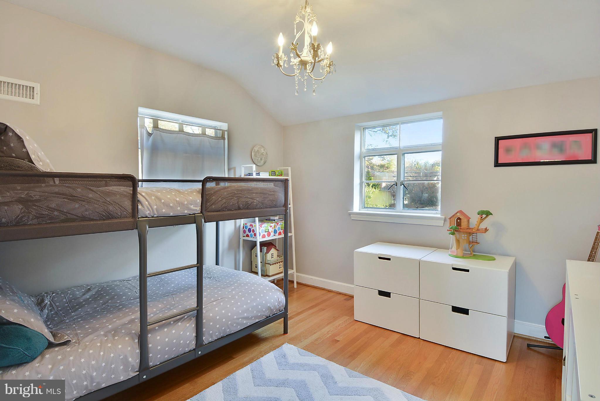 4920 Redford Road Bethesda, MD 20816 - Photo 17 of 27 Bedroom