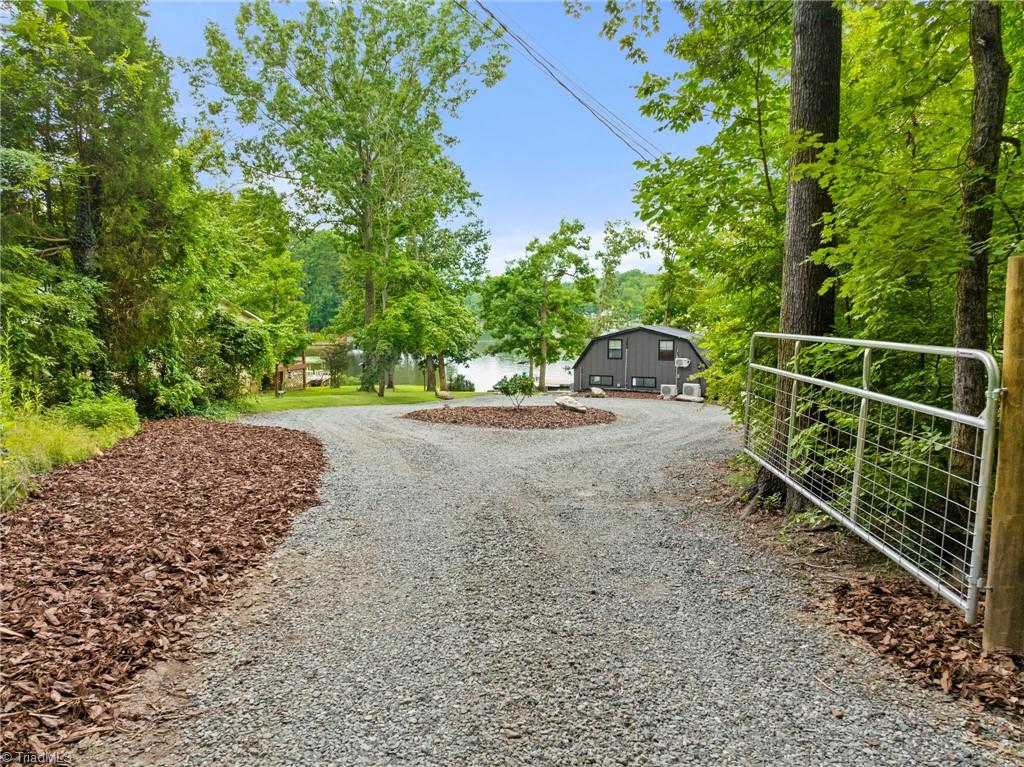 318 Riverview Road Lexington, NC 27292 - Photo 38 of 45 Gallery Image 38