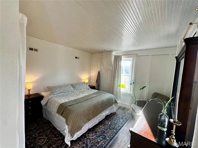 $412,900 | 3986 Hwy East, New Haven, MO 63068