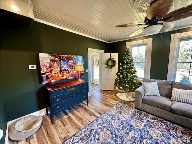 $445,000 | 3986 Hwy East, New Haven, MO 63068