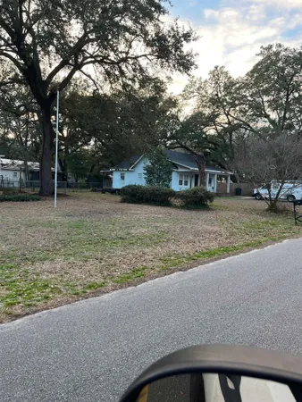 $188,000 | 415 Live Oak Street, Conway, SC 29527