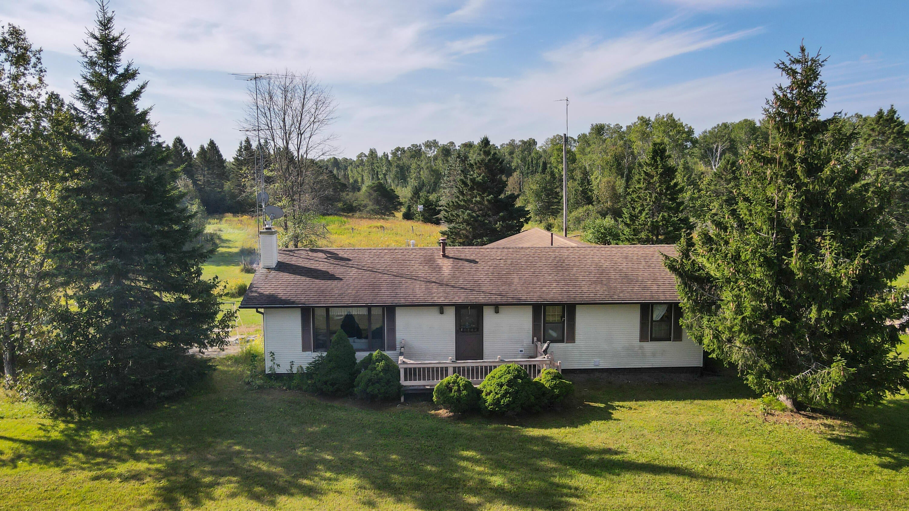 2545 East Simmons Road Hessel, MI 49745 - Photo 11 of 35 Gallery Image 11