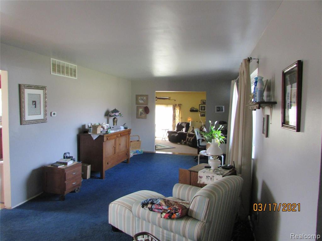 3222 North State Road Davison, MI 48423 - Photo 16 of 36