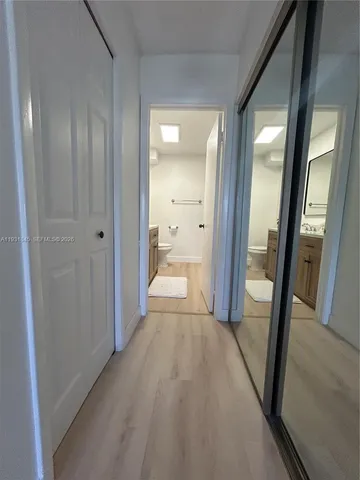 $2,400 | 240 Lakeview Drive, Unit 307, Weston, FL 33326