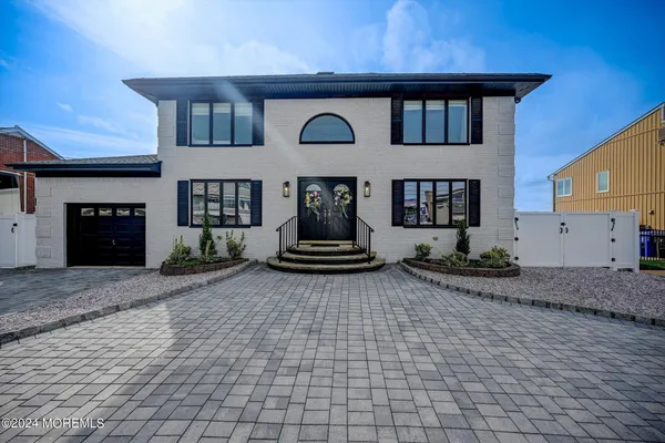 $1,850,000 | 27 Antiqua Avenue, Toms River, NJ 08753