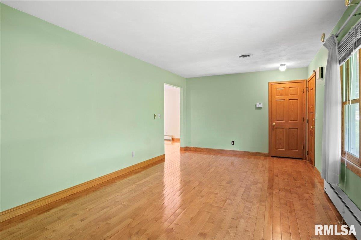 8 Carole Road Springfield, IL 62711 - Photo 5 of 45