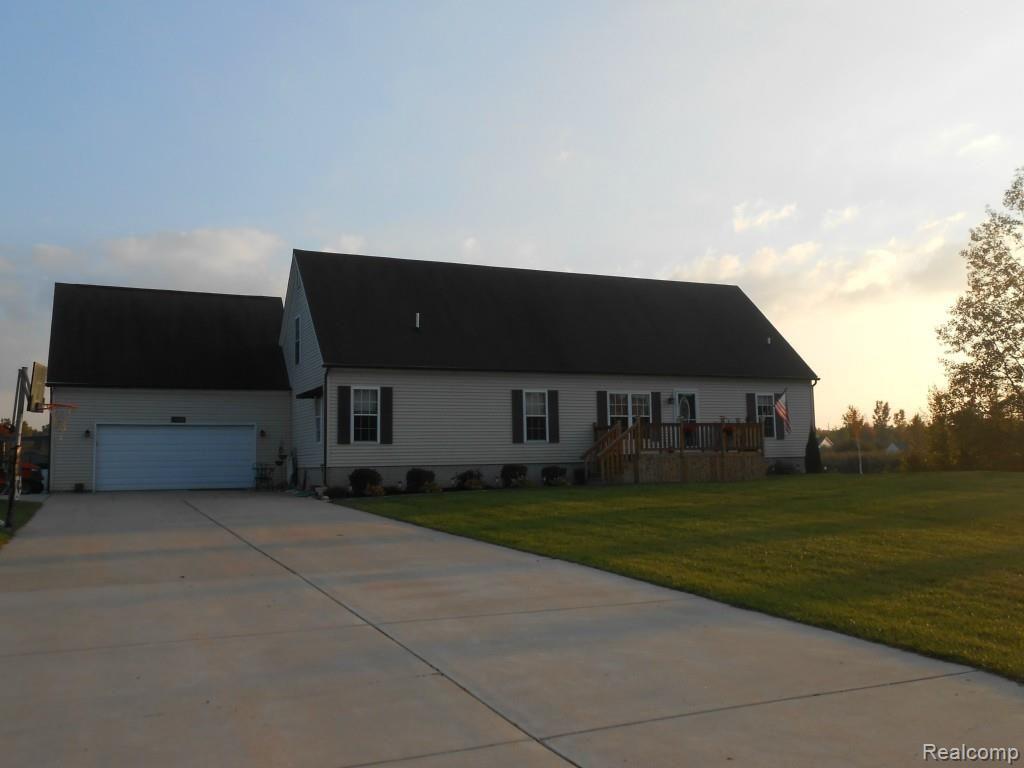 4762 Granger Road Oxford, MI 48371 - Photo 1 of 37 DSCN3246.jpg