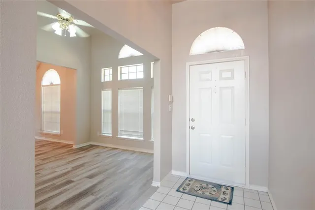 a view of livingroom with window