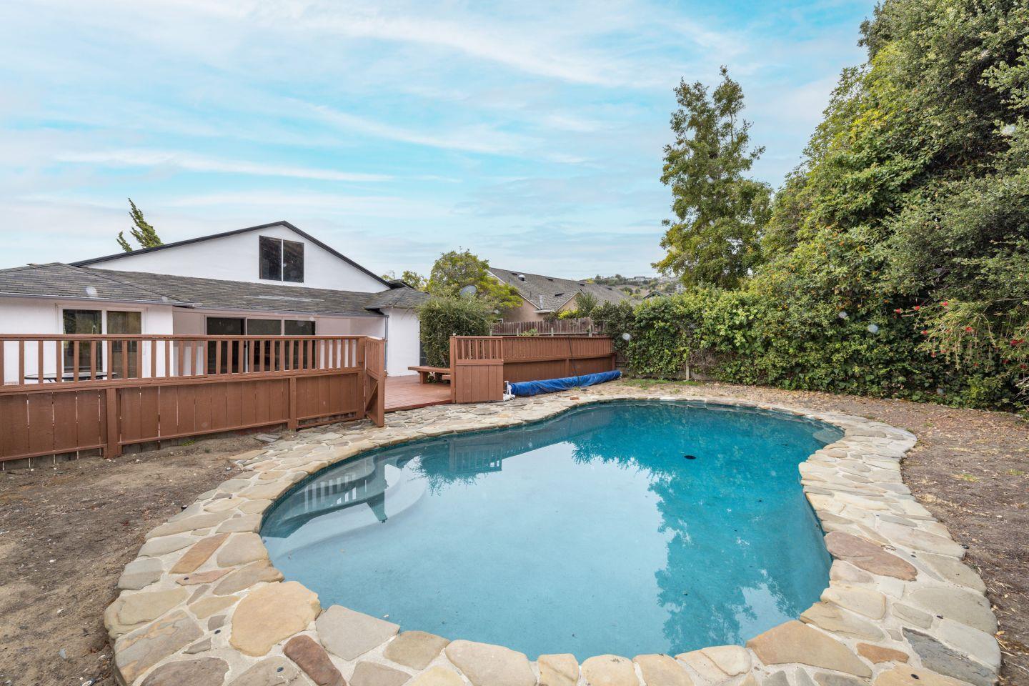 930 Sequoia Avenue Millbrae, CA 94030 - Photo 4 of 10 a view of a house with roof deck