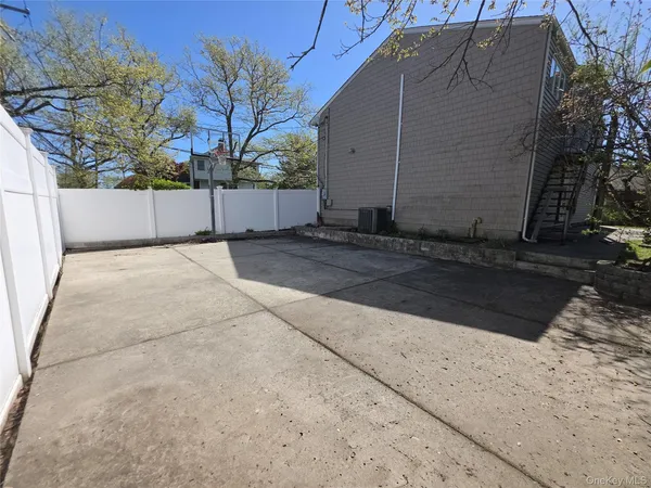 $1,199,000 | 415 Yale Avenue, Woodmere, NY 11598
