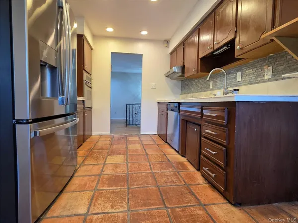 $1,199,000 | 415 Yale Avenue, Woodmere, NY 11598