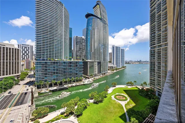 $1,100,000 | 485 Brickell Avenue, Unit 1604, Miami, FL 33131