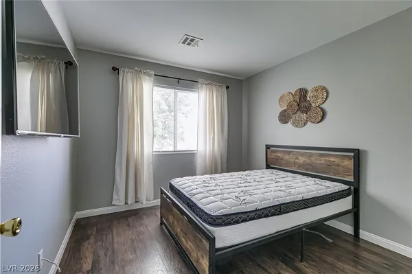 $2,499 | 10010 Fragile Fields Street, Las Vegas, NV 89183