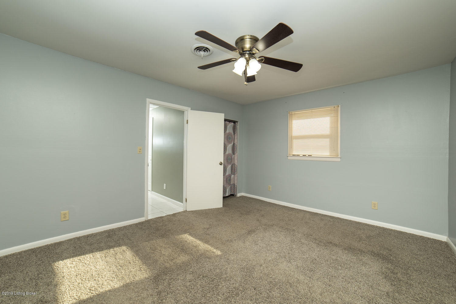 2952 Rio Rita Avenue Louisville, KY 40220 - Photo 34 of 57 2952RioRita033